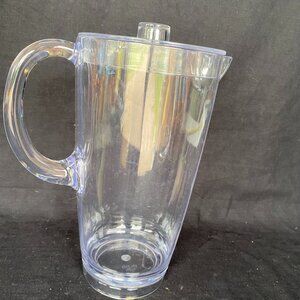 NEW 69 oz Threshold Lancashire Pitcher with Lid, Dishwasher Safe, Shatterproof